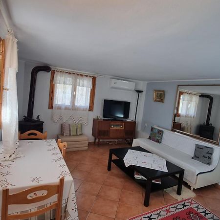 Porto Vito Apartment Aigosthena Luaran gambar