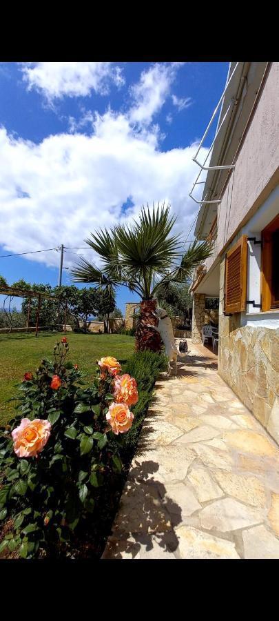 Porto Vito Apartment Aigosthena Luaran gambar
