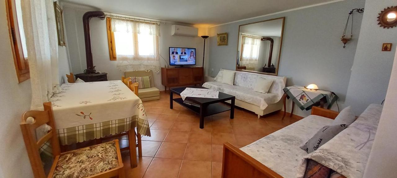 Porto Vito Apartment Aigosthena Luaran gambar